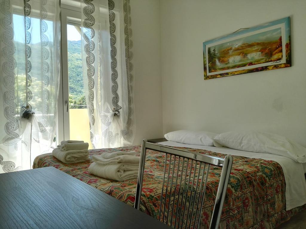 Hotel Paradise Bruzolo Екстериор снимка