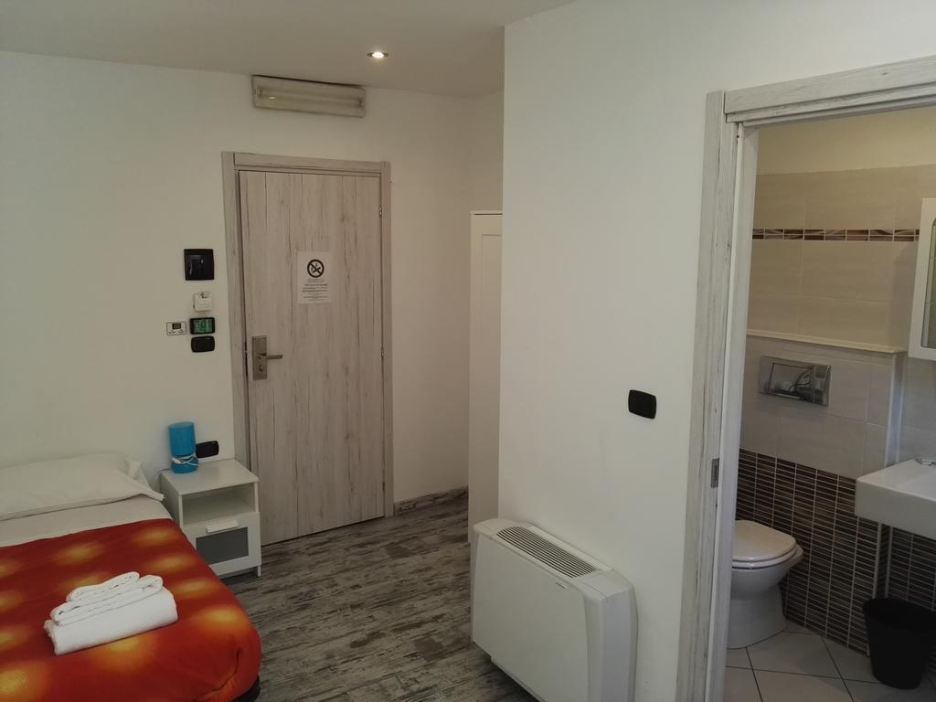 Hotel Paradise Bruzolo Екстериор снимка