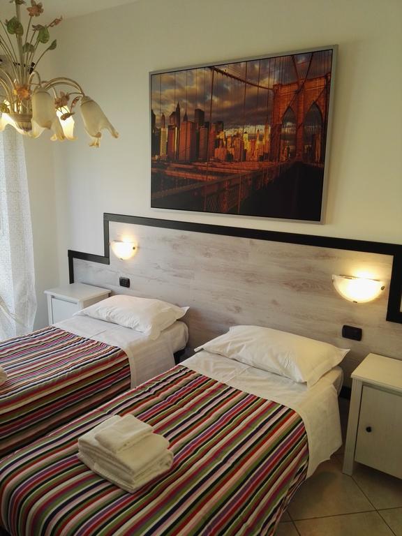 Hotel Paradise Bruzolo Екстериор снимка